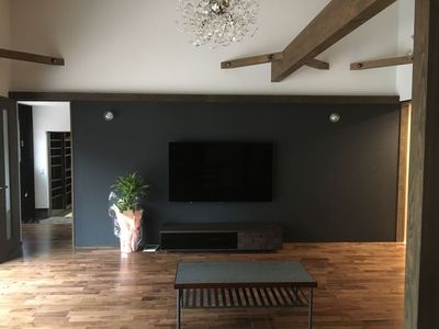 錦町府谷の家　リビングタイル工事